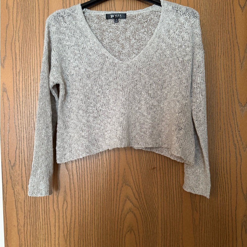 Cropped sweater
